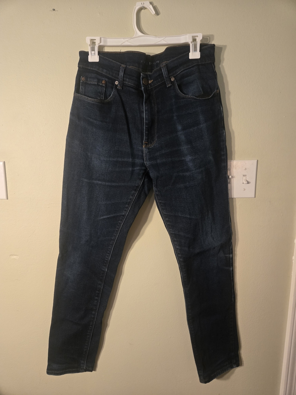 Men's Slim Straight Jeans in Dark Indigo Wash